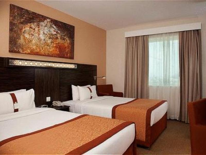 Holiday Inn Express Dubai Jumeirah, An Ihg Hotel Dış mekan fotoğraf